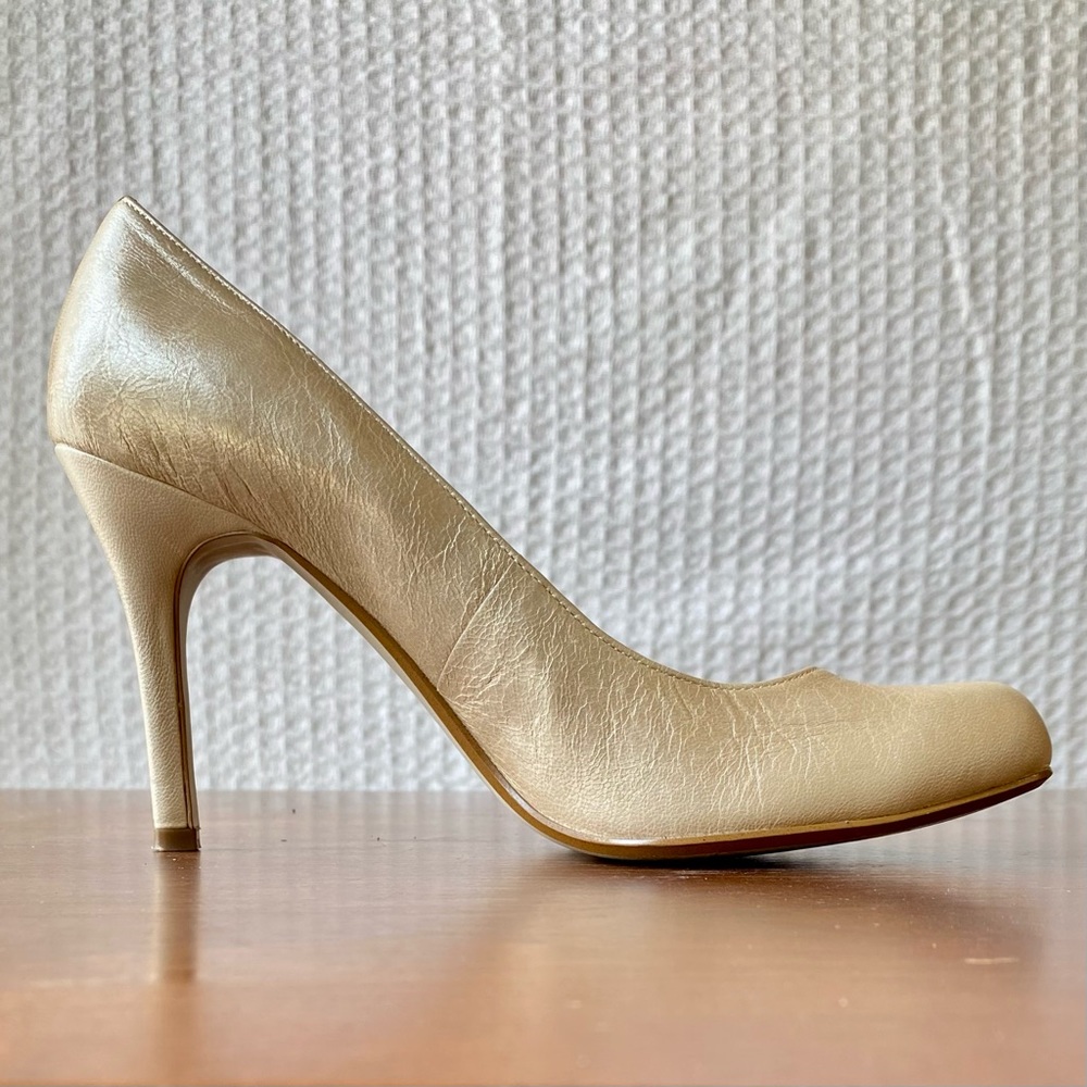 Max Studio gold shimmer high heels